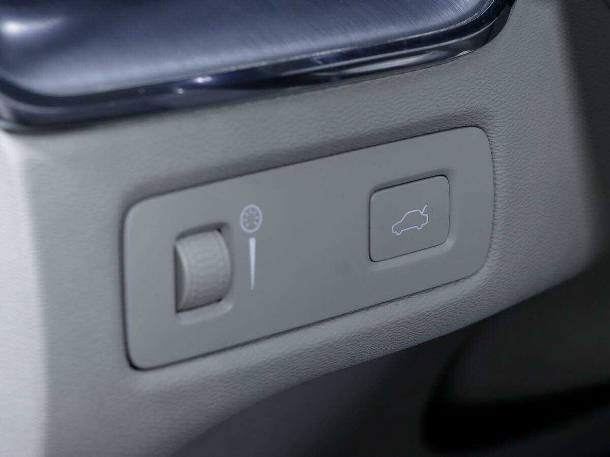 Купить Volvo XC60 с пробегом. Фото: #14