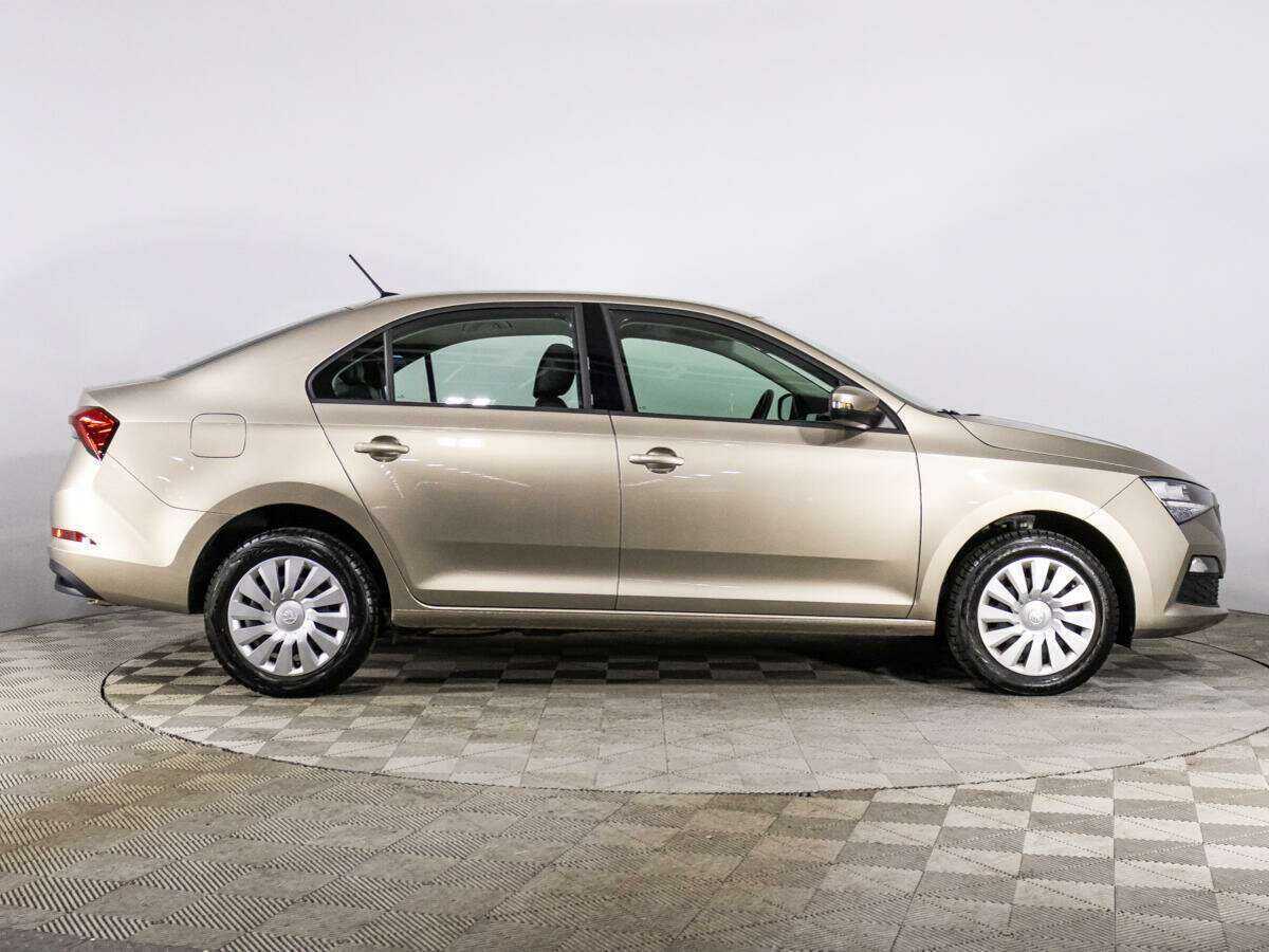 Купить Skoda Rapid с пробегом. Фото: #3