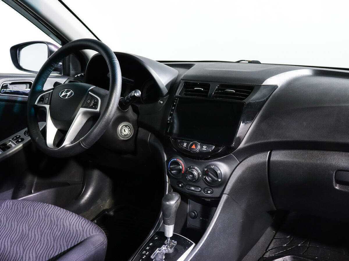 Купить Hyundai Solaris с пробегом. Фото: #8