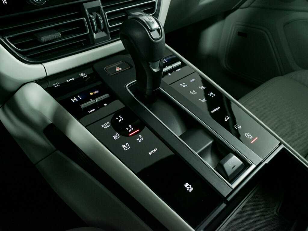 Купить Porsche Macan с пробегом. Фото: #22