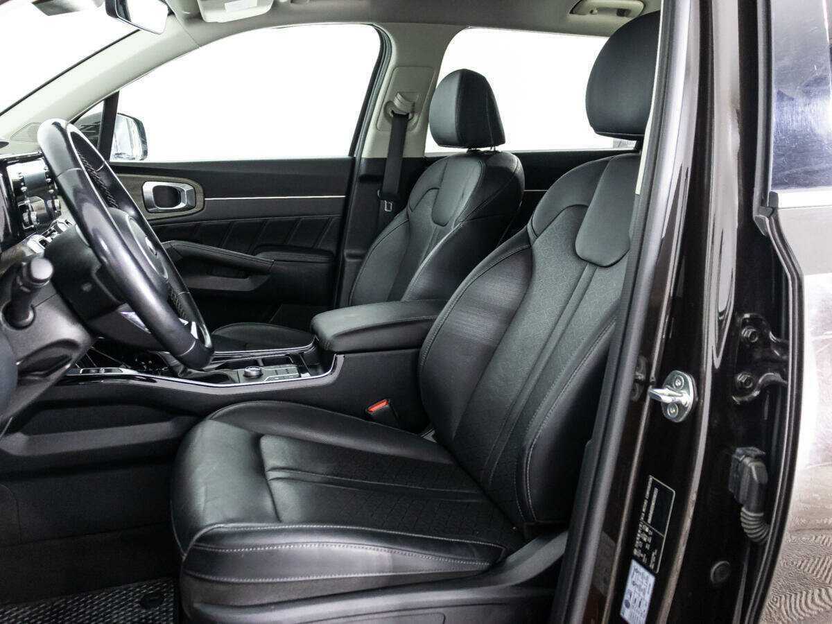 Купить Kia Sorento с пробегом. Фото: #23