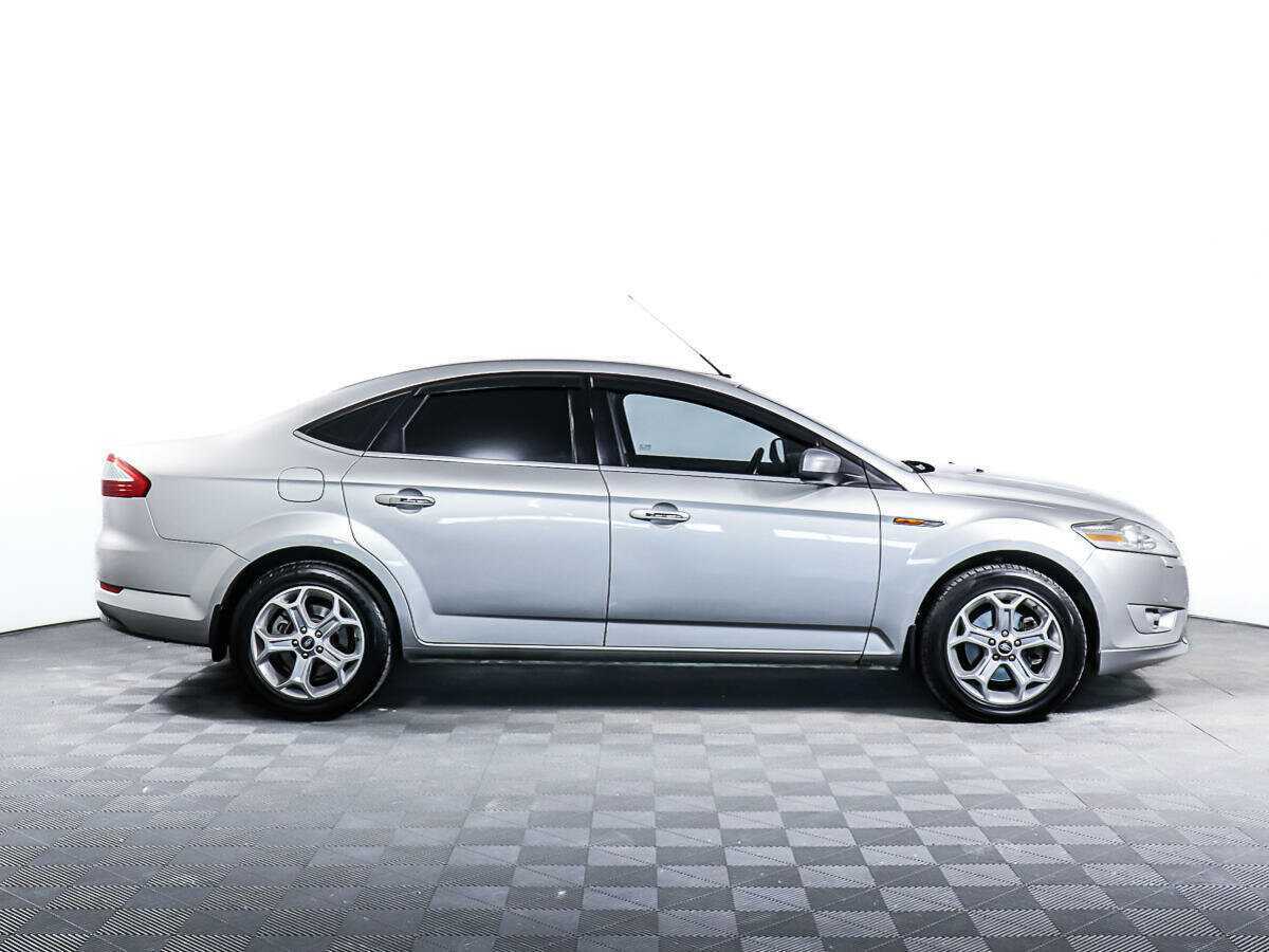 Купить Ford Mondeo с пробегом. Фото: #2