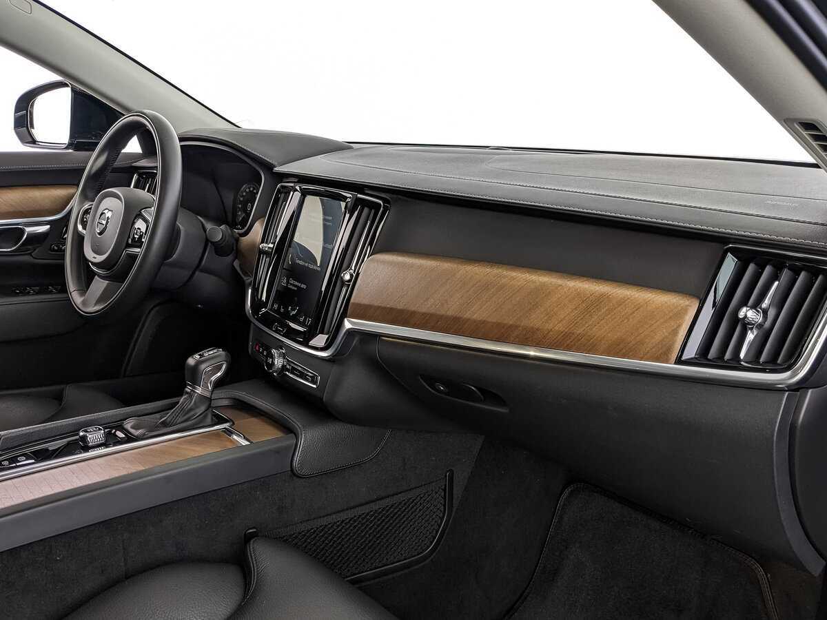 Купить Volvo S90 с пробегом. Фото: #8