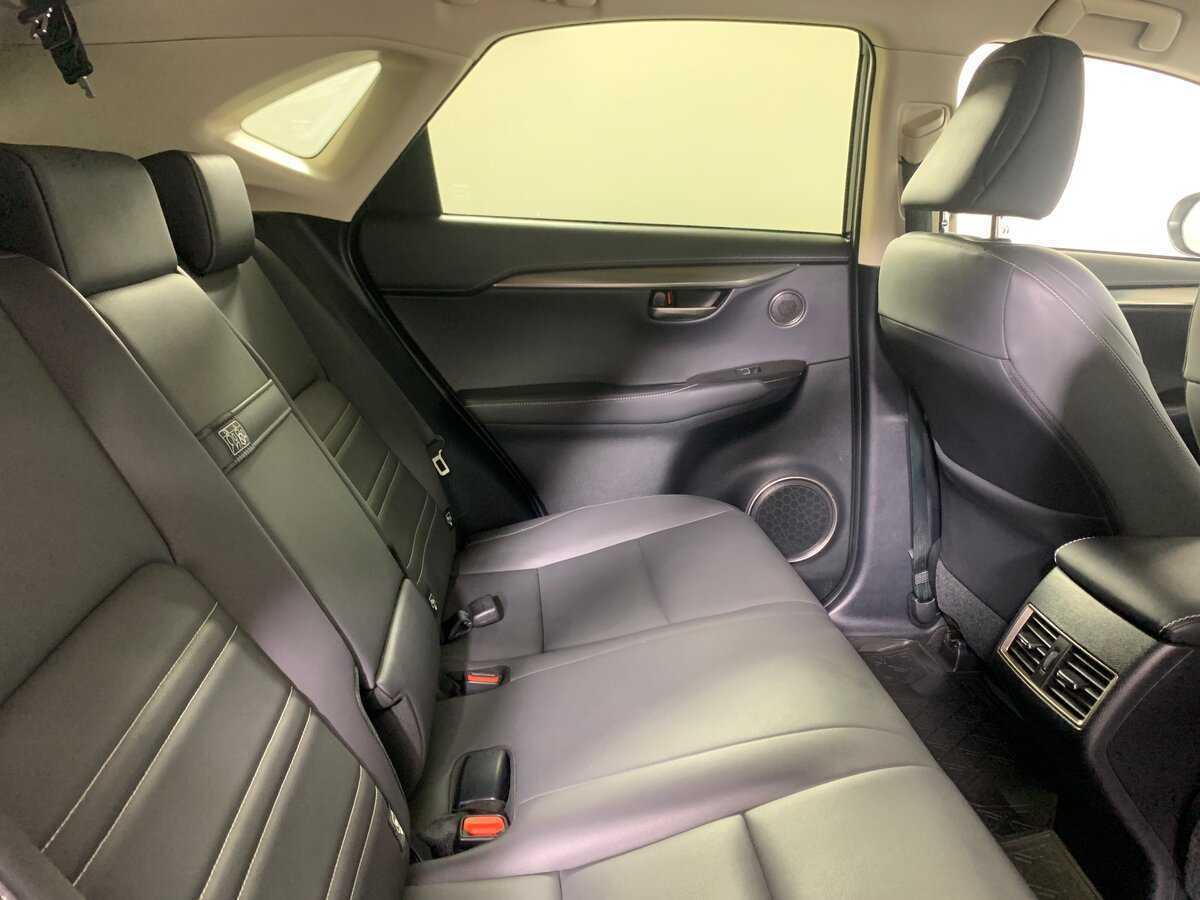 Купить Lexus NX с пробегом. Фото: #17