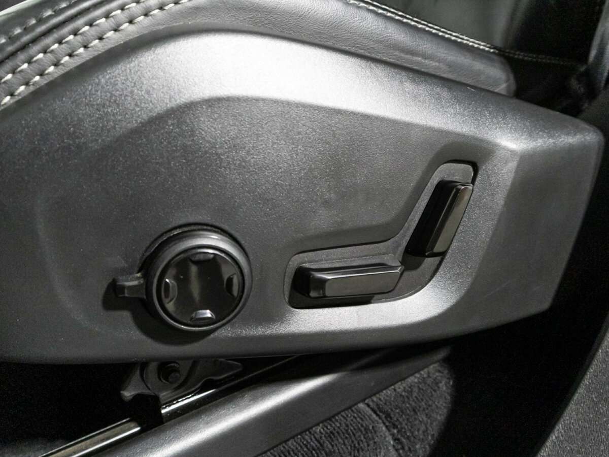 Купить Volvo XC90 с пробегом. Фото: #14