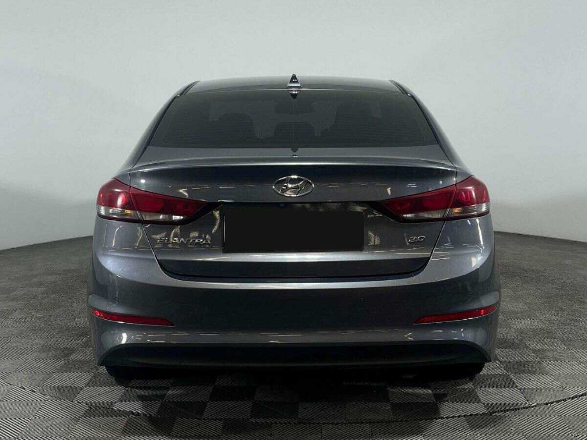 Купить Hyundai Elantra с пробегом. Фото: #5