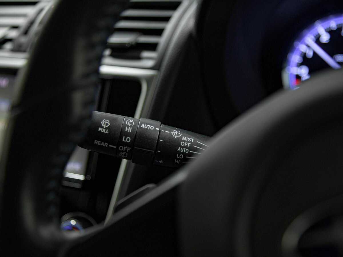 Купить Subaru Levorg с пробегом. Фото: #7