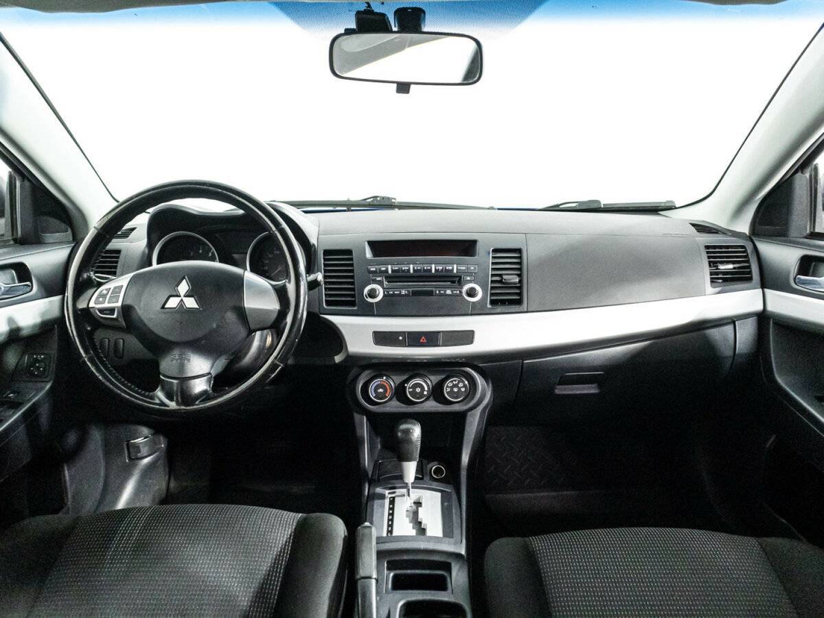 Купить Mitsubishi Lancer с пробегом. Фото: #12