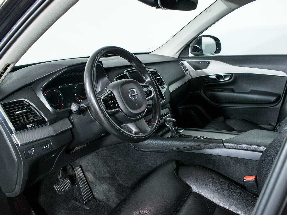 Купить Volvo XC90 с пробегом. Фото: #10