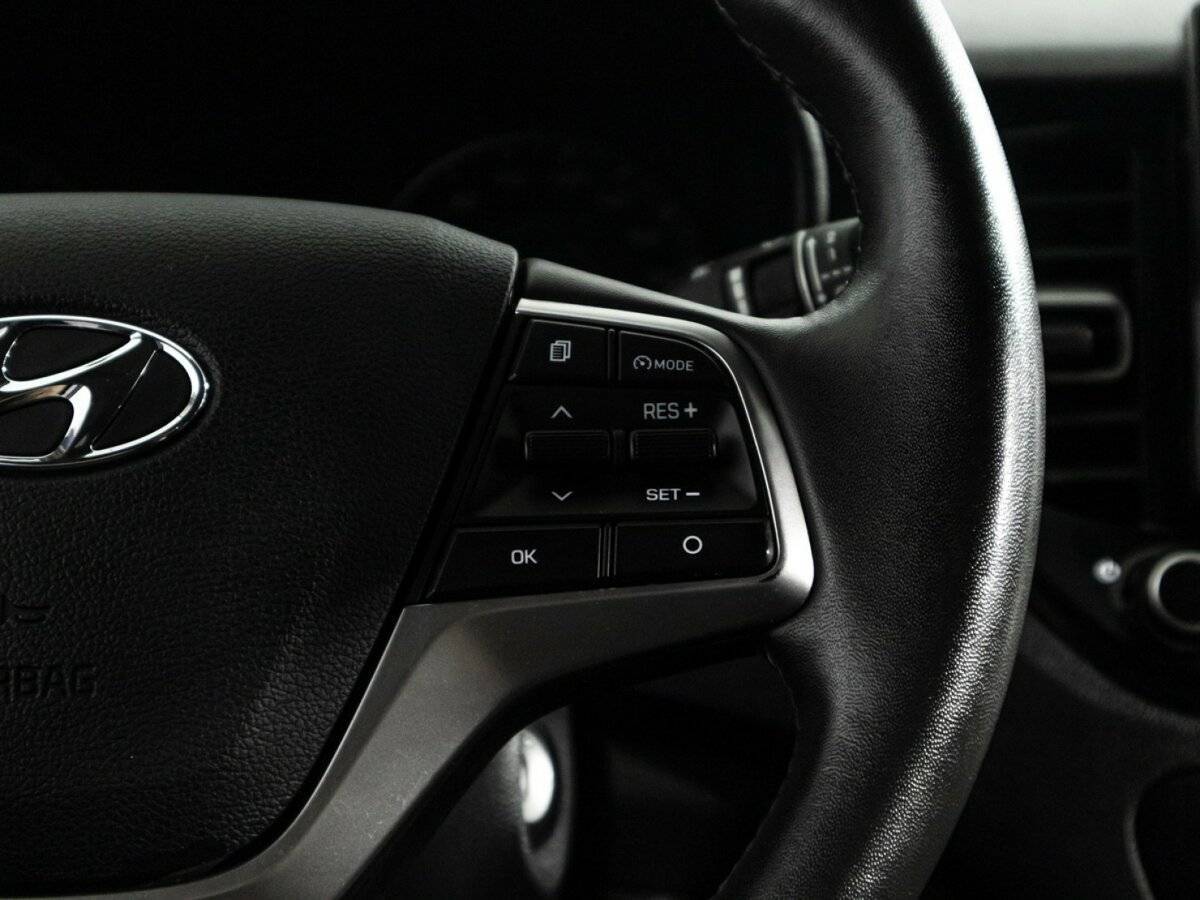 Купить Hyundai Solaris с пробегом. Фото: #13