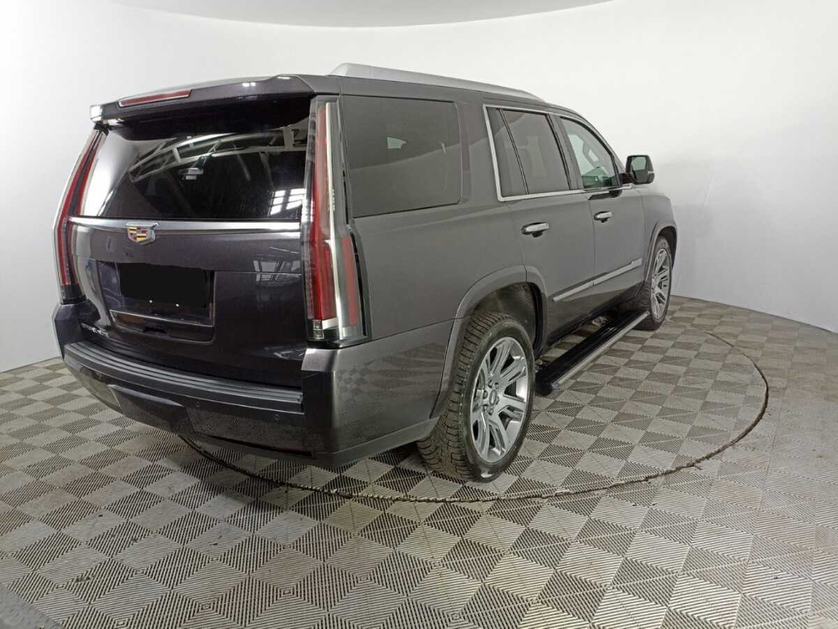 Купить Cadillac Escalade с пробегом. Фото: #4