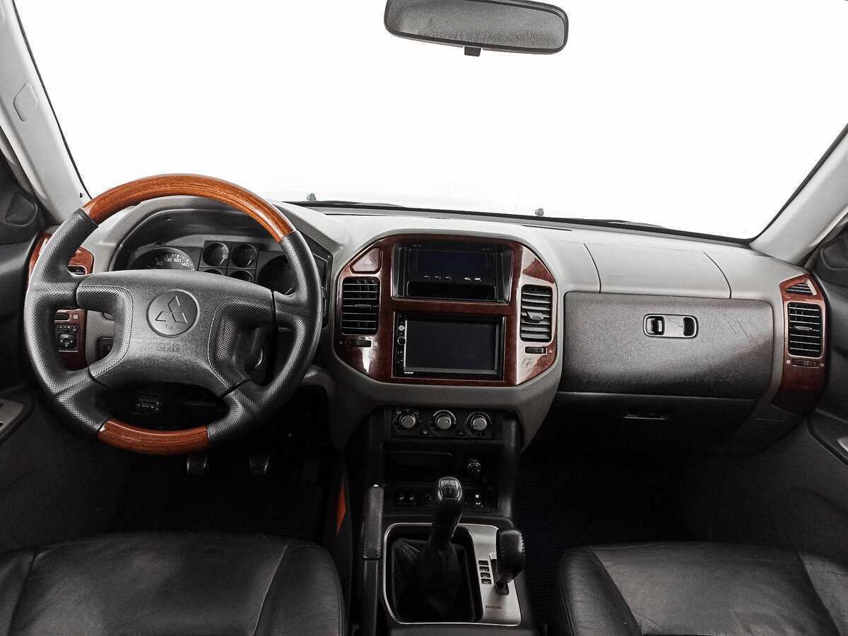Купить Mitsubishi Pajero с пробегом. Фото: #7