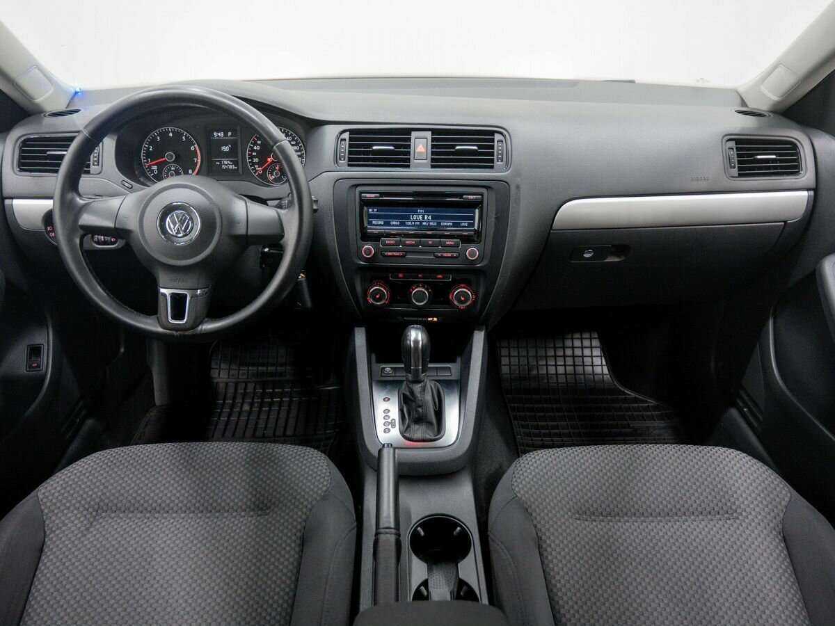 Купить Volkswagen Jetta с пробегом. Фото: #6