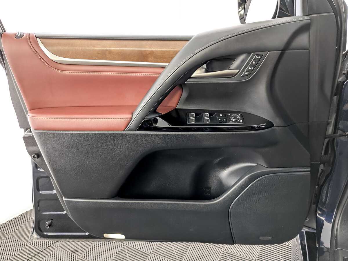 Купить Lexus LX с пробегом. Фото: #18