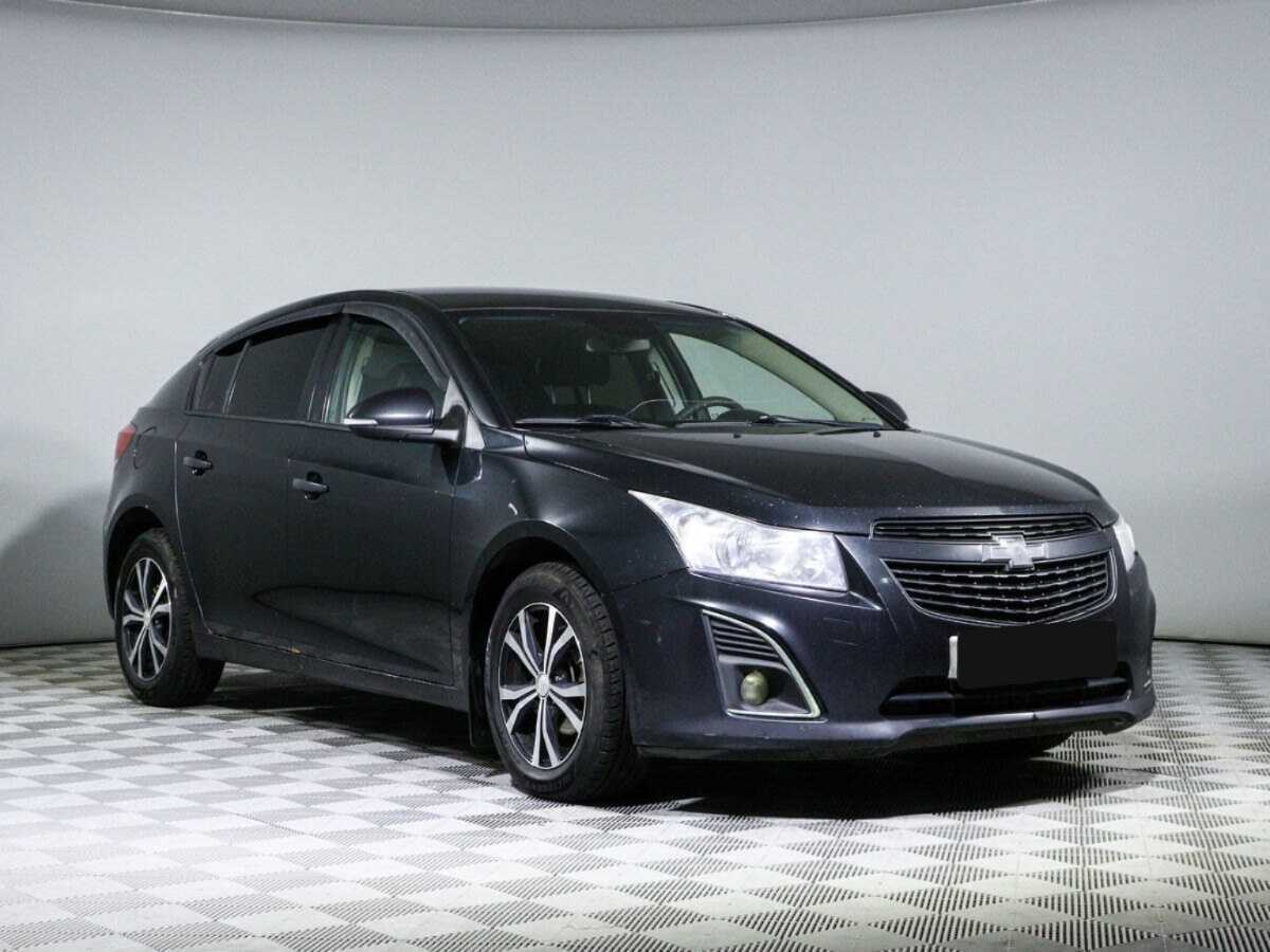 Купить Chevrolet Cruze с пробегом. Фото: #2