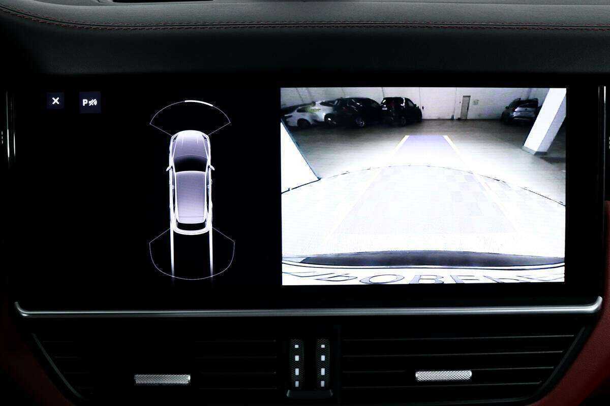 Купить Porsche Cayenne с пробегом. Фото: #11