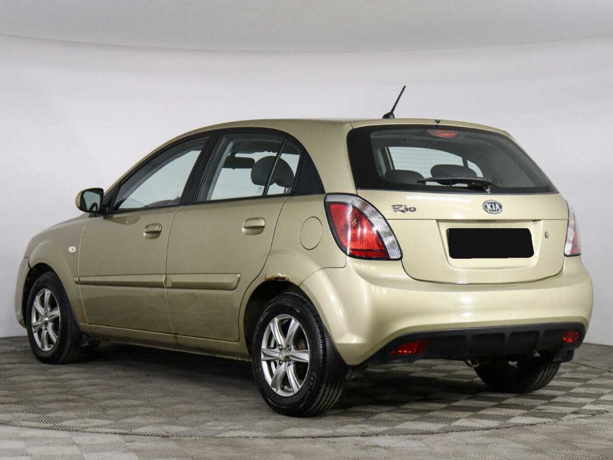 Купить Kia Rio с пробегом. Фото: #3