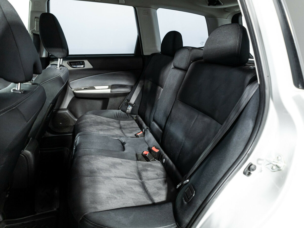 Купить Subaru Forester с пробегом. Фото: #7