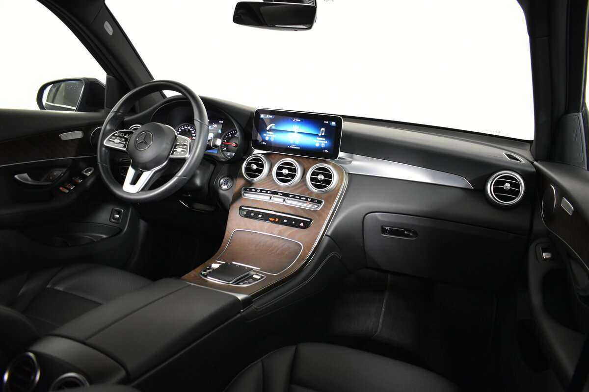 Купить Mercedes-Benz GLC с пробегом. Фото: #11