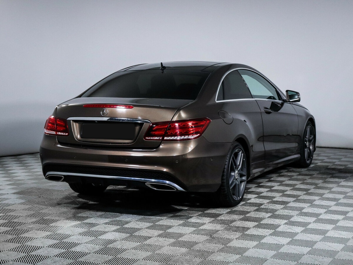 Купить Mercedes-Benz E-Класс с пробегом. Фото: #4