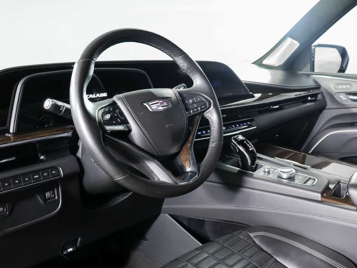 Купить Cadillac Escalade с пробегом. Фото: #13