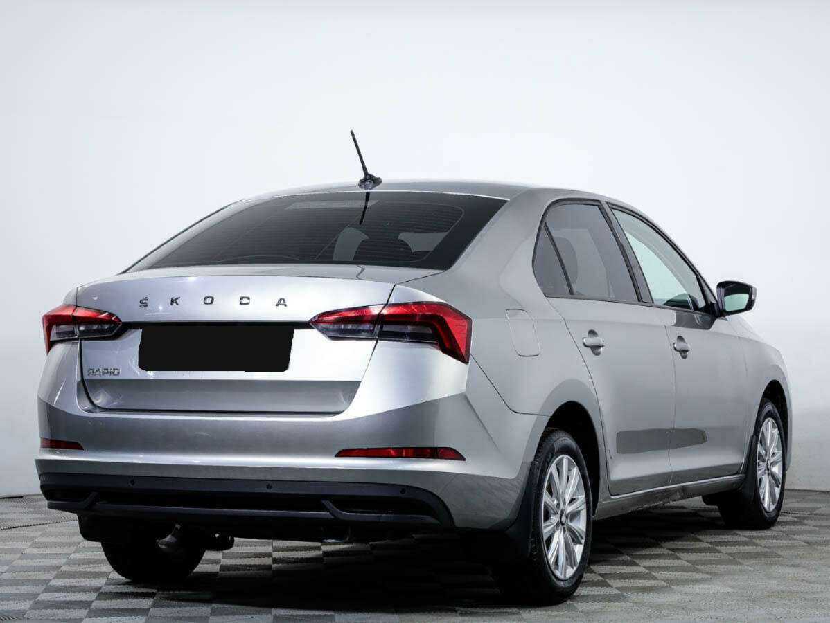 Купить Skoda Rapid с пробегом. Фото: #3