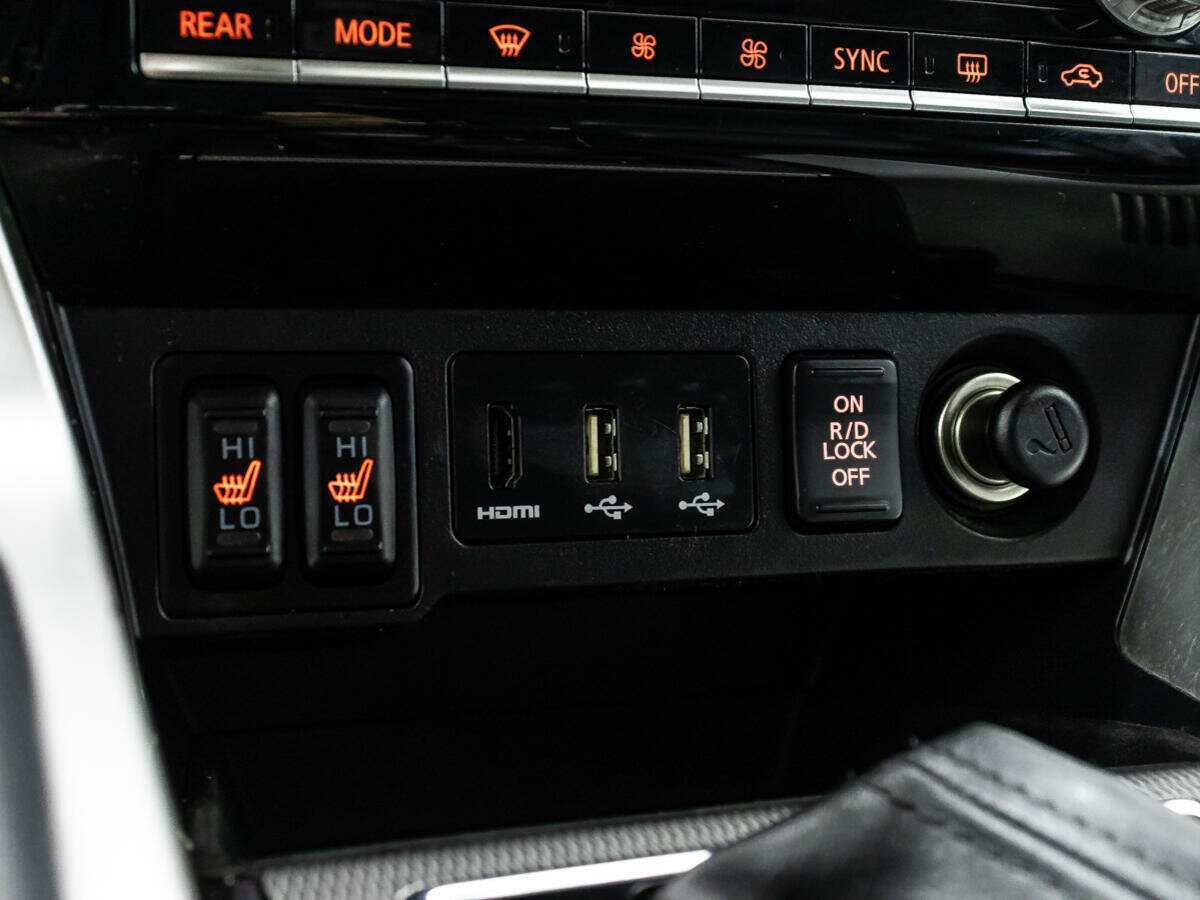 Купить Mitsubishi Pajero Sport с пробегом. Фото: #15