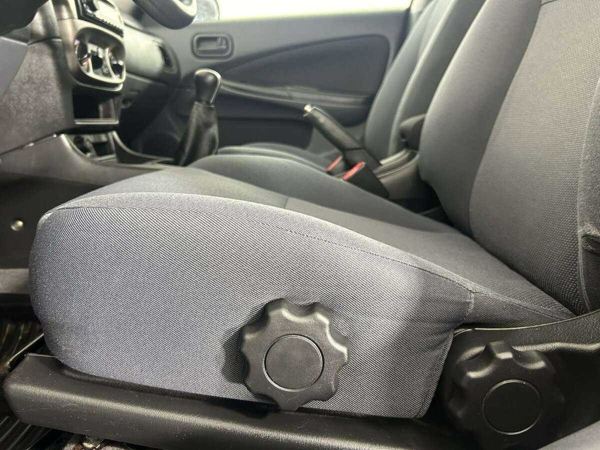 Купить Nissan Almera с пробегом. Фото: #9