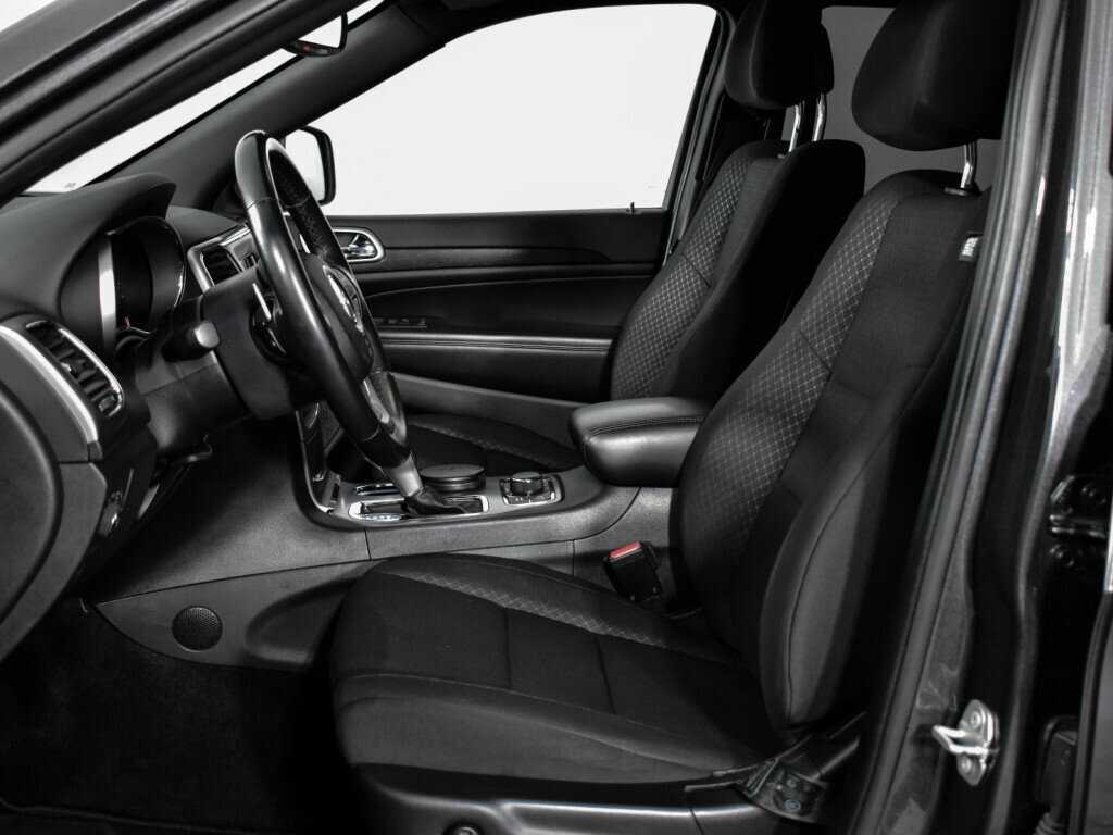 Купить Jeep Grand Cherokee с пробегом. Фото: #8