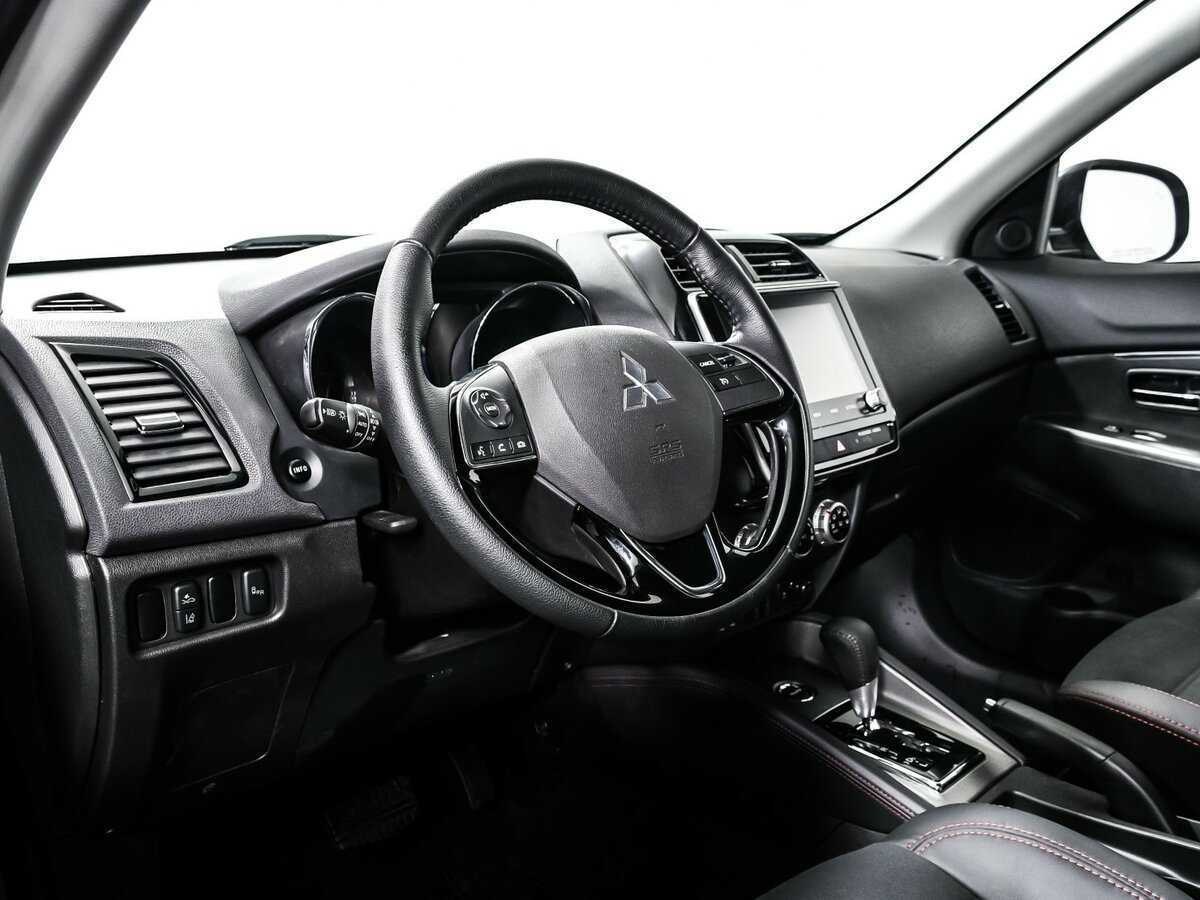 Купить Mitsubishi Outlander Sport с пробегом. Фото: #12
