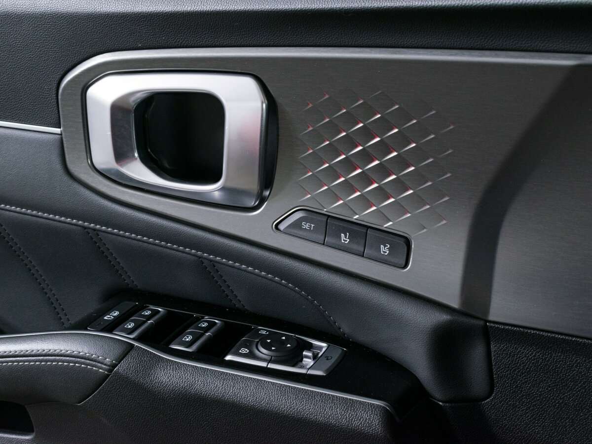 Купить Kia Sorento с пробегом. Фото: #23