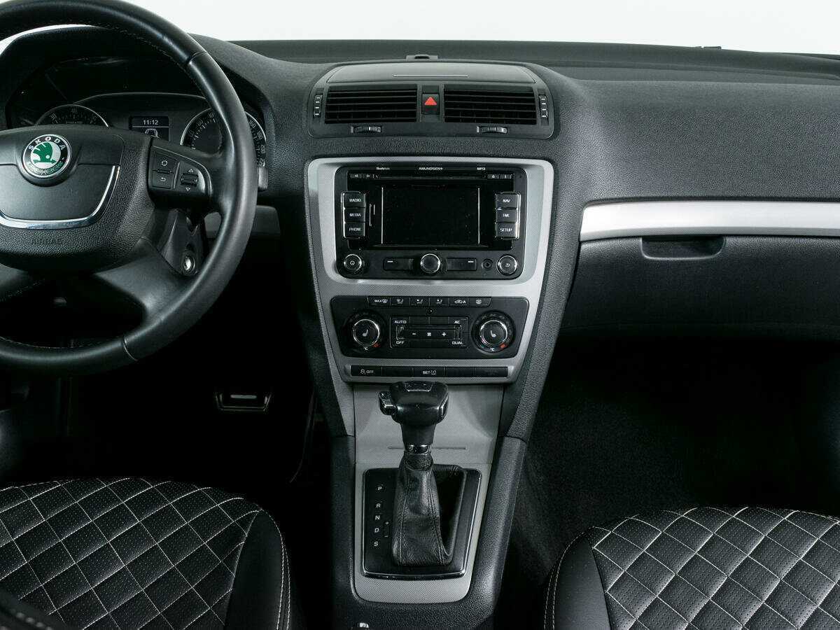Купить Skoda Octavia с пробегом. Фото: #9