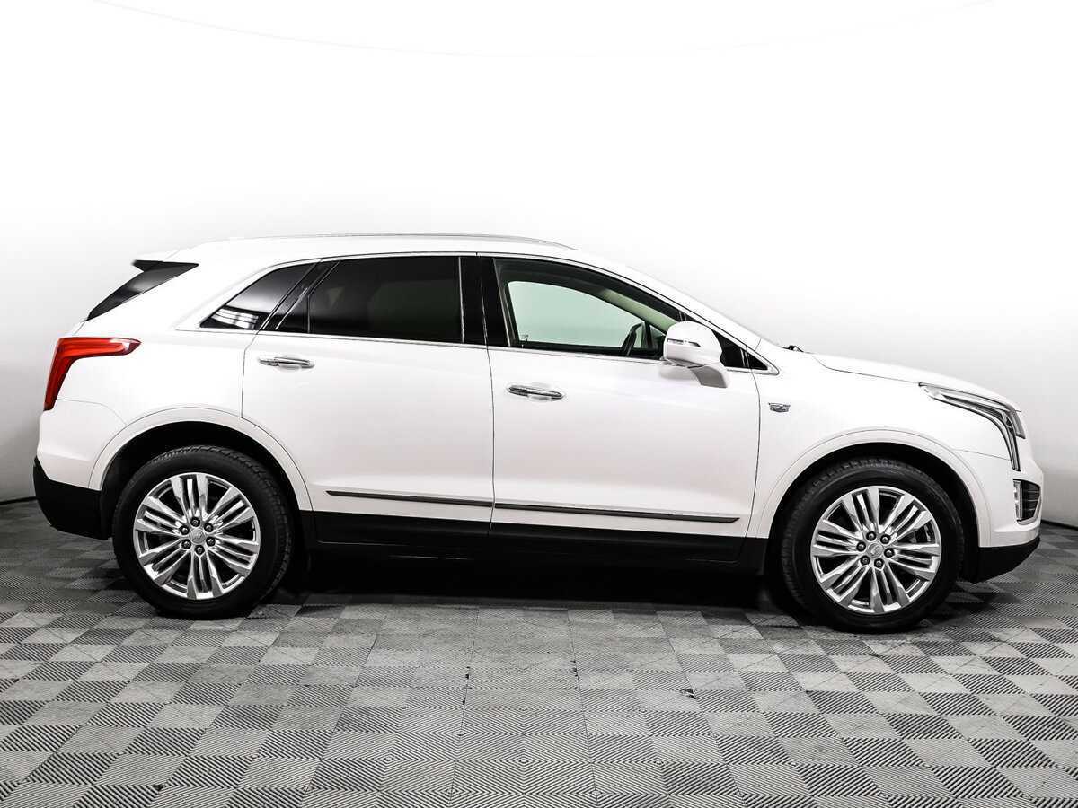 Купить Cadillac XT5 с пробегом. Фото: #3