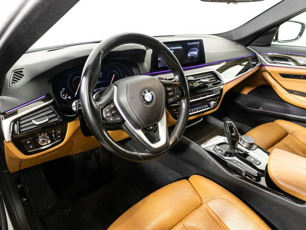 Купить BMW 5 серии с пробегом. Фото: #10