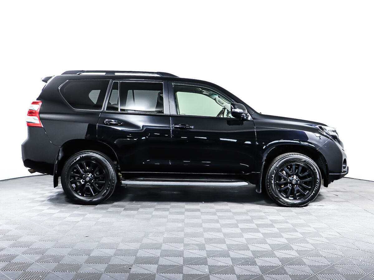 Купить Toyota Land Cruiser Prado с пробегом. Фото: #1