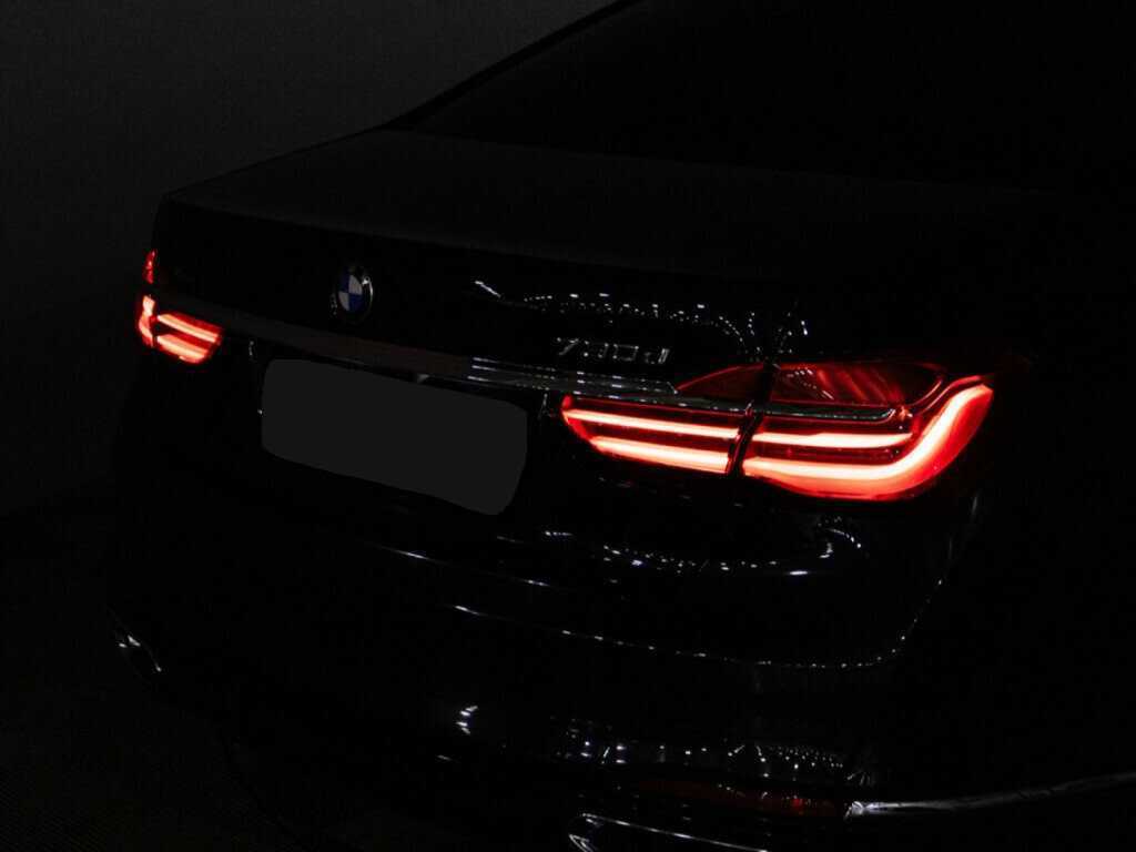 Купить BMW 7 серии с пробегом. Фото: #27