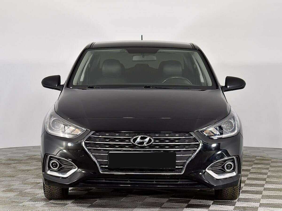 Купить Hyundai Solaris с пробегом. Фото: #2