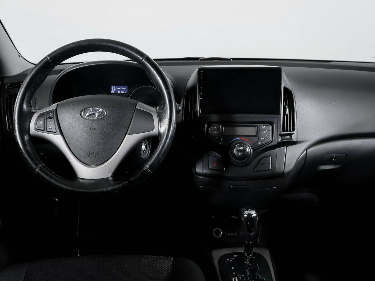 Купить Hyundai i30 с пробегом. Фото: #9