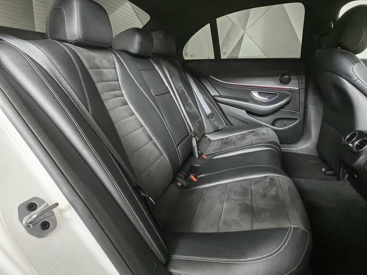 Купить Mercedes-Benz E-Класс с пробегом. Фото: #11
