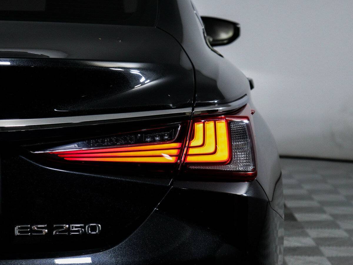 Купить Lexus ES с пробегом. Фото: #16