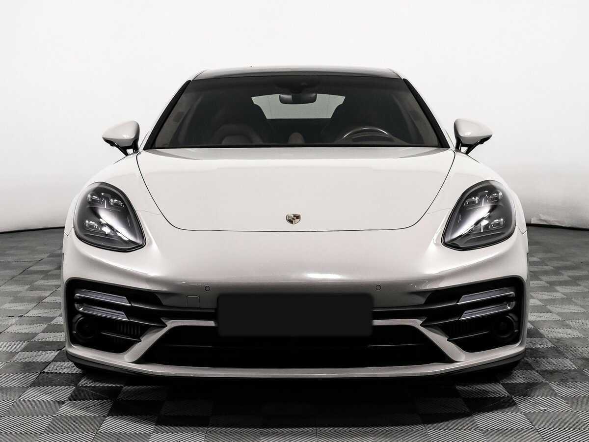Купить Porsche Panamera с пробегом. Фото: #1