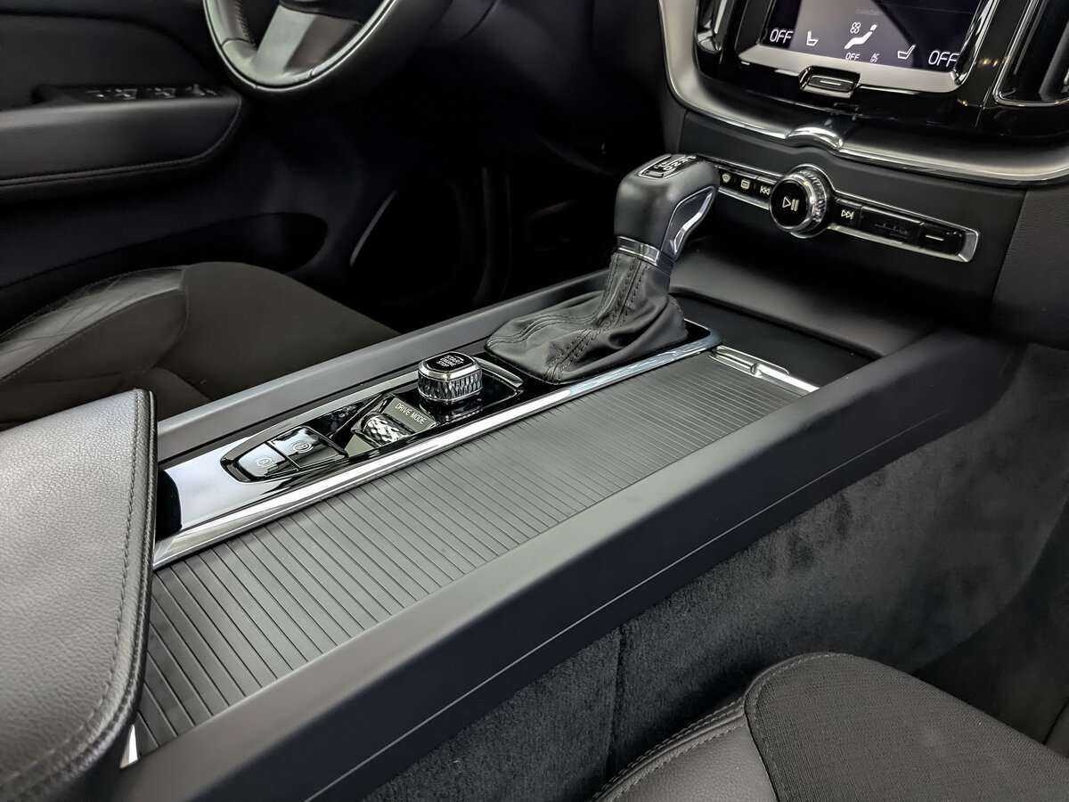 Купить Volvo XC60 с пробегом. Фото: #21