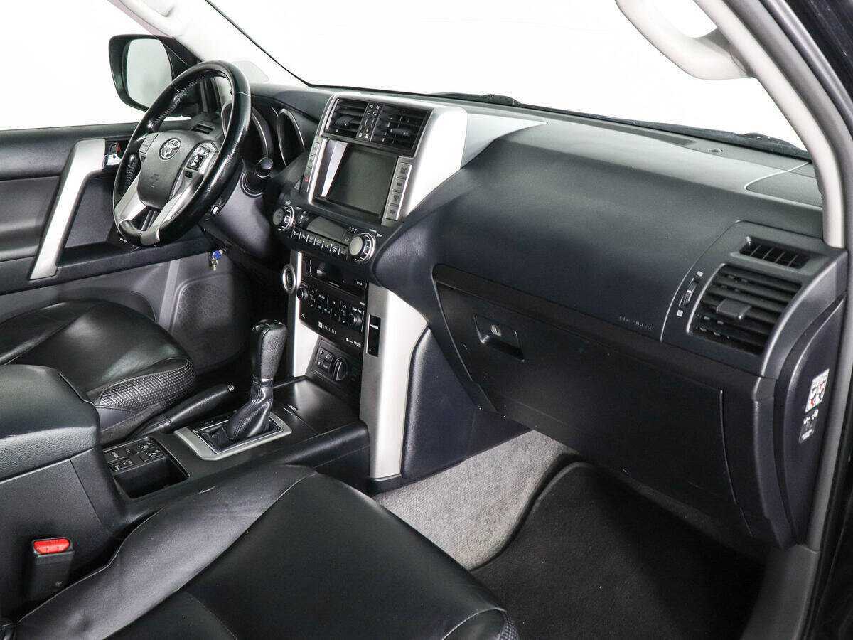 Купить Toyota Land Cruiser Prado с пробегом. Фото: #5
