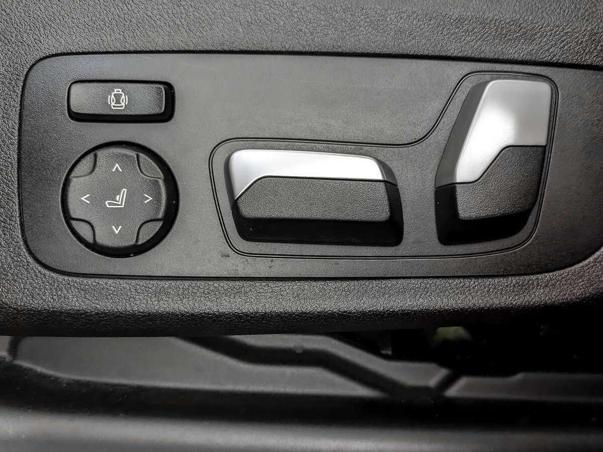 Купить BMW X4 с пробегом. Фото: #16