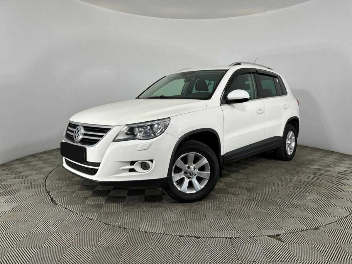 Купить Volkswagen Tiguan с пробегом. Посмотреть фото