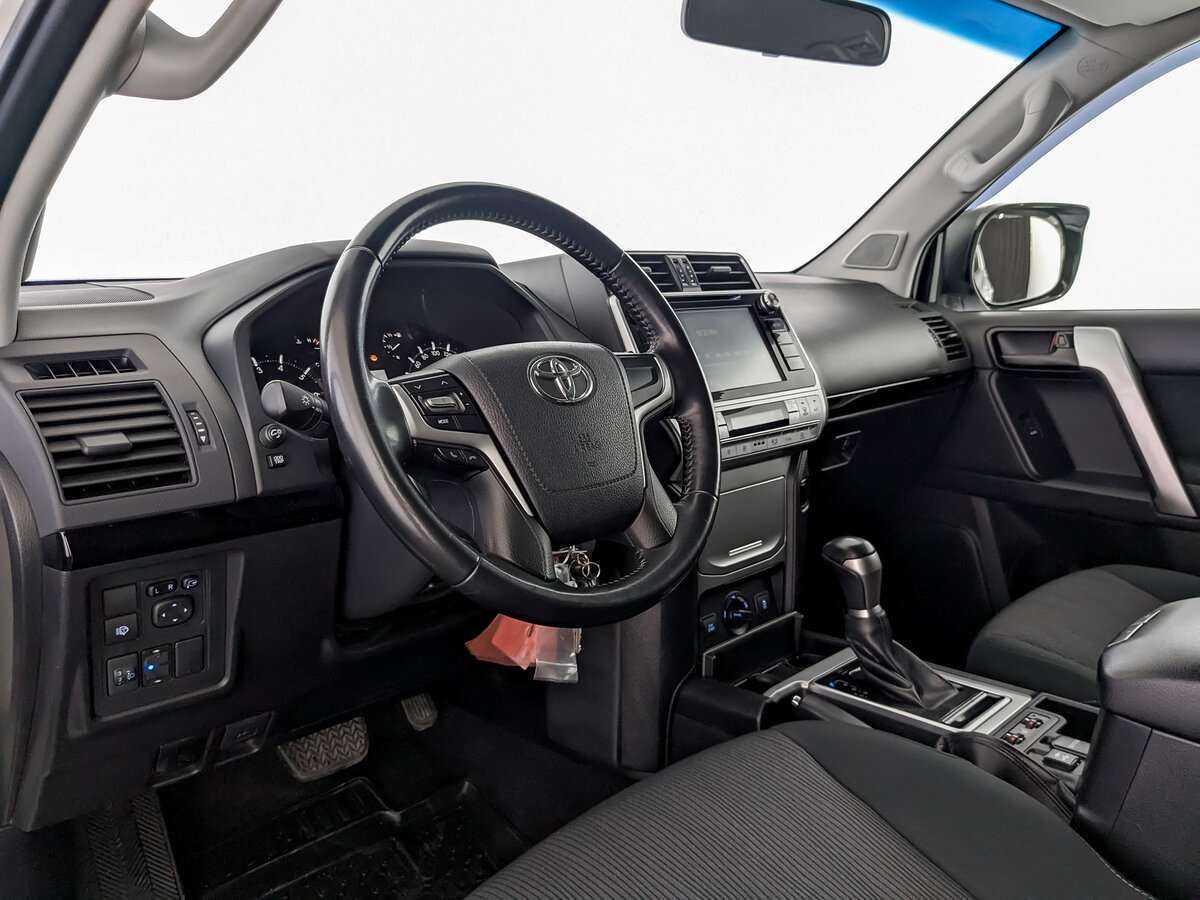 Купить Toyota Land Cruiser Prado с пробегом. Фото: #13