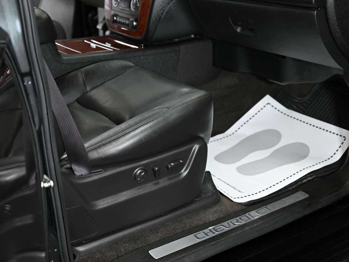 Купить Chevrolet Tahoe с пробегом. Фото: #11
