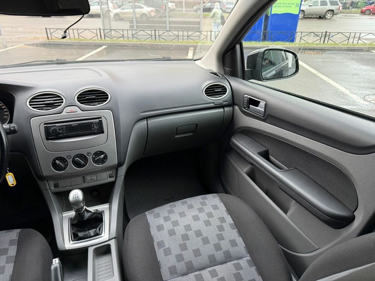 Купить Ford Focus с пробегом. Фото: #14