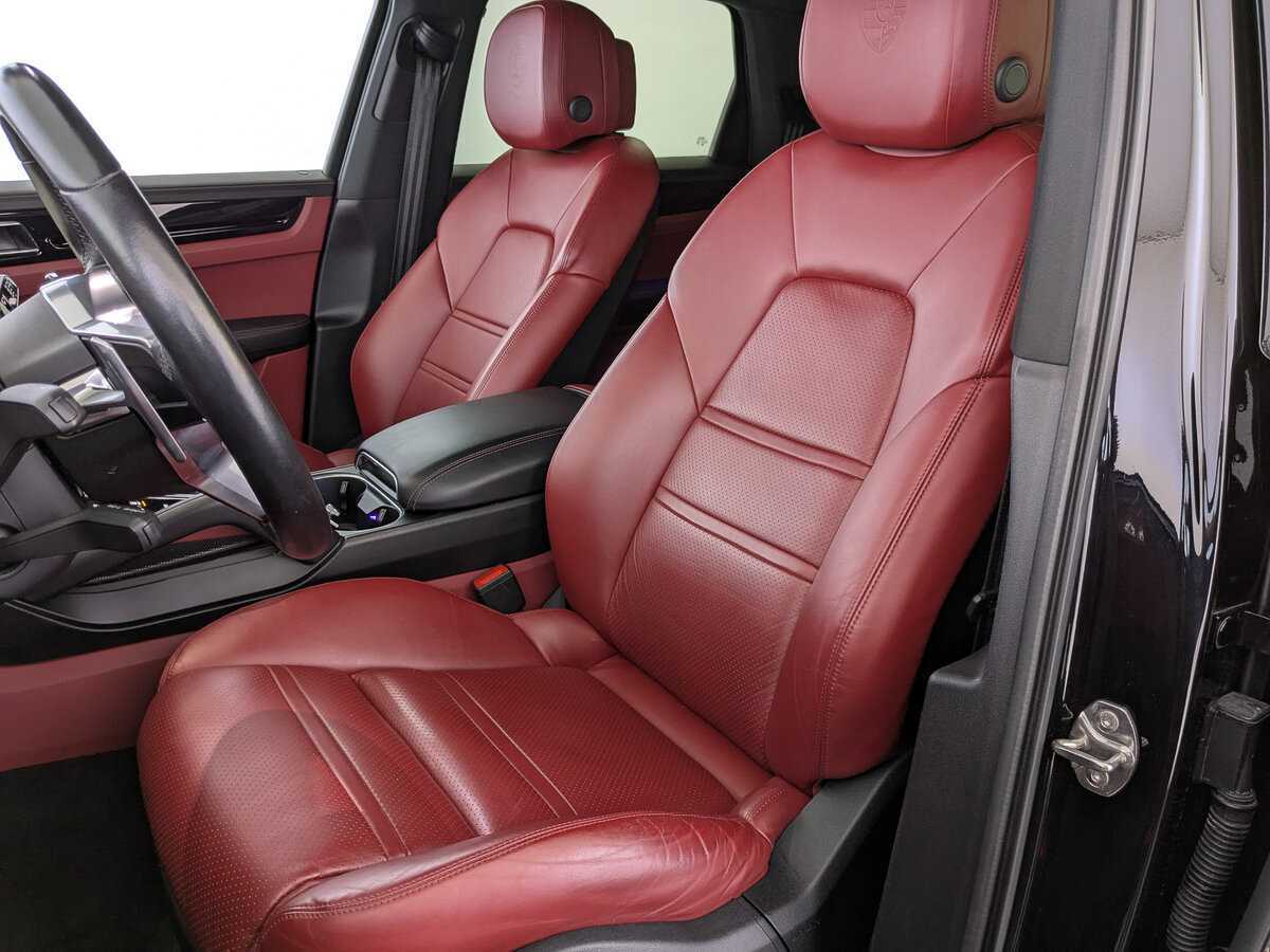 Купить Porsche Cayenne с пробегом. Фото: #19