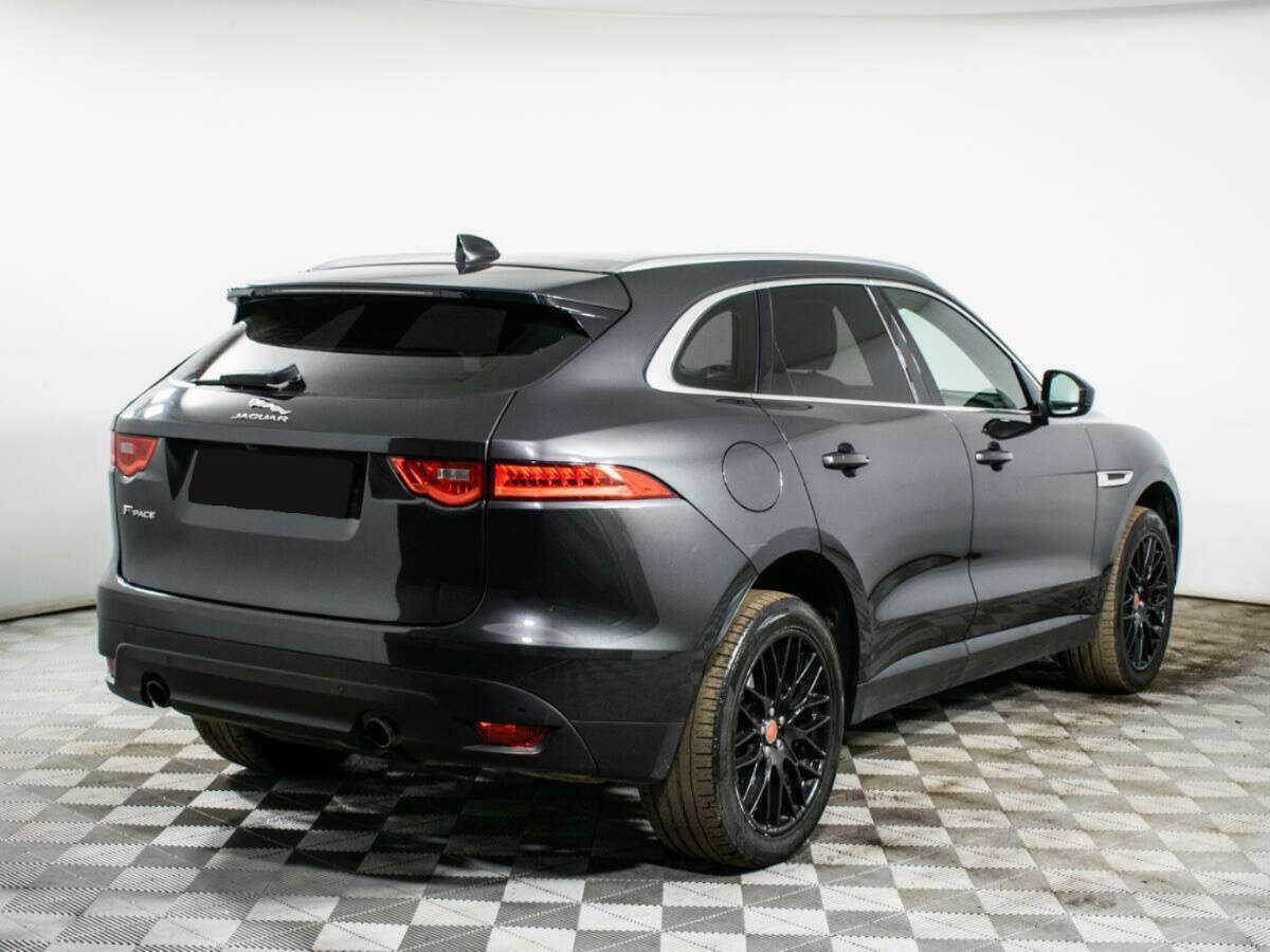 Купить Jaguar F-Pace с пробегом. Фото: #4
